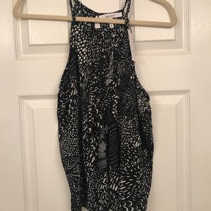 Wren & Willa black pattern top- NWT!
